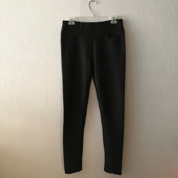 SHEIN Solid Textured Sports Leggings with Phone Pocket - Picture 9 of 16